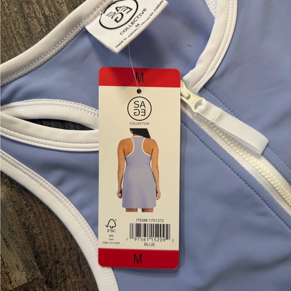 Sage Women's Size Medium Blue and White Athletic Dress With Shorts NWT - Picture 8 of 9